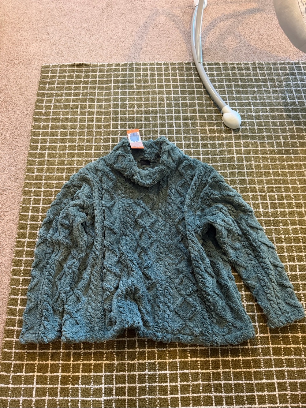 Eddie Bauer Plush Cable-Knit Cowl Neck Sweater - green